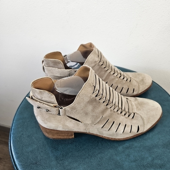 Sam Edelman Pierson Woven Cutout Booties in Putty Size 9 - Picture 3 of 10